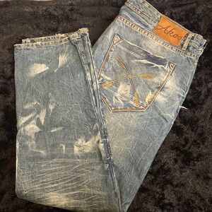 Akoo denim distressed jeans size 40